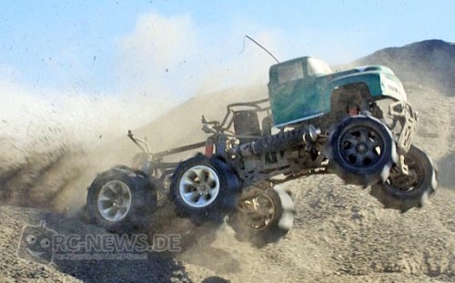 Savage Hill Climb in Island