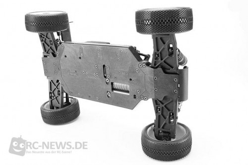 Glatter Chassisboden am Hot Bodies Ve8