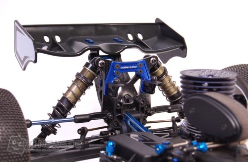 Punisher Karosseriehalterung für den Asso RC8T
