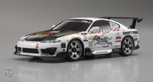 Kyosho Mini-Z MA-010 AWD Nissan Silva Formula D No. 326 (2,4 GHz)