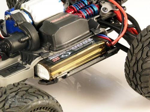 CS-Factory-Lipo im 1:16 Traxxas E-Revo