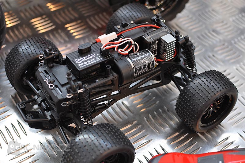 hpi_rtr_savage_nano_03.jpg