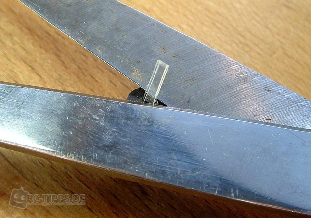 Ausgerissene oder überdrehte Gewinde in Plastikteilen reparieren