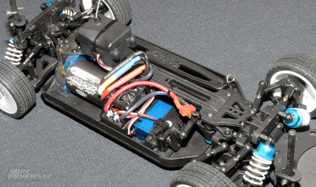 Carson-X10E-Onroad-2