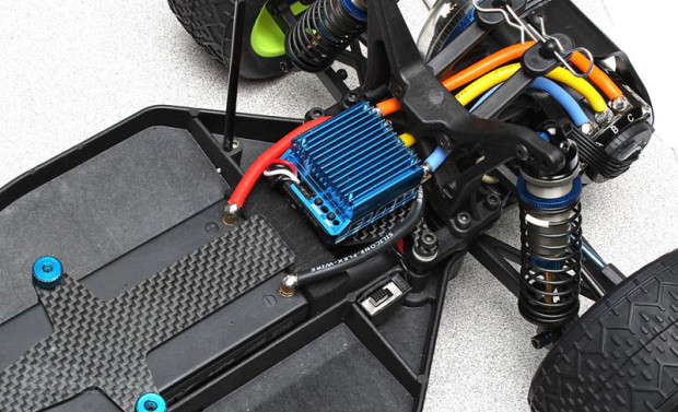 Team-Associated-Factory-Team-Regler-Montageplatte-2