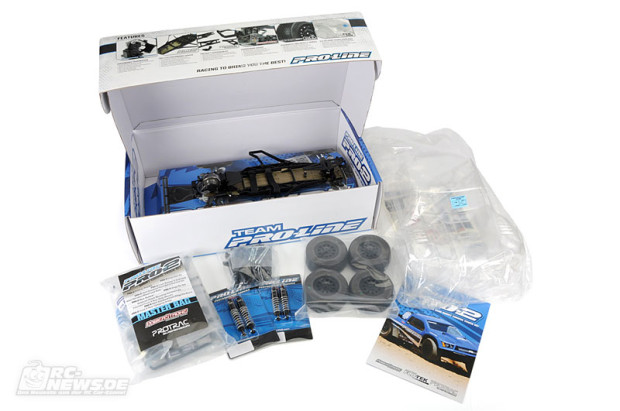 PRO-2-2WD-1-10-Short-Course-Truck-10