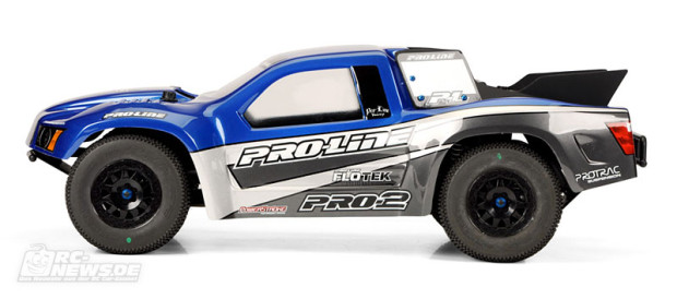 PRO-2-2WD-1-10-Short-Course-Truck-2
