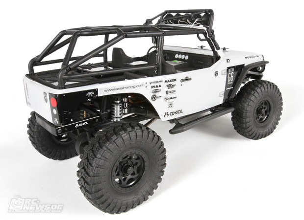 Axial-SCX10-Jeep-Wrangler-G6-Scale-Crawler-2