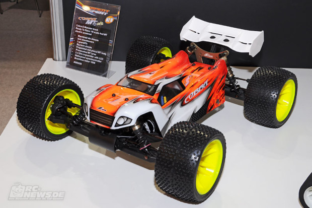 Spielwarenmesse-2014-Serpent-Cobra-MTe-RTR-1