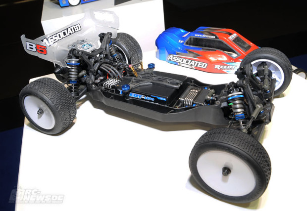 Spielwarenmesse-2014-Team-Associated-B5-B5M-8