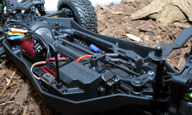 Spielwarenmesse-2014-Vaterra-Ford-Raptor-4WD-RTR-2