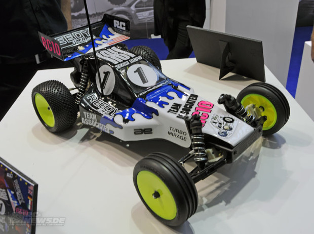 Spielwarenmsse-2014-Team-Associated-RC10-Worlds-Car-1