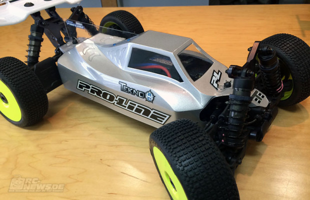 Pro-Line-Phantom-Karosserie-Tekno-EB48-2
