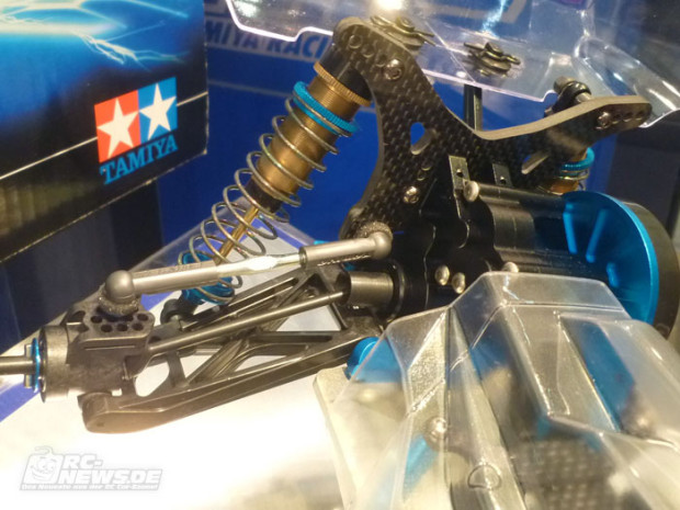 Shizuoka-Hobby-Show-2014-TRF-201XMW-Chassis-Kit-42277-3