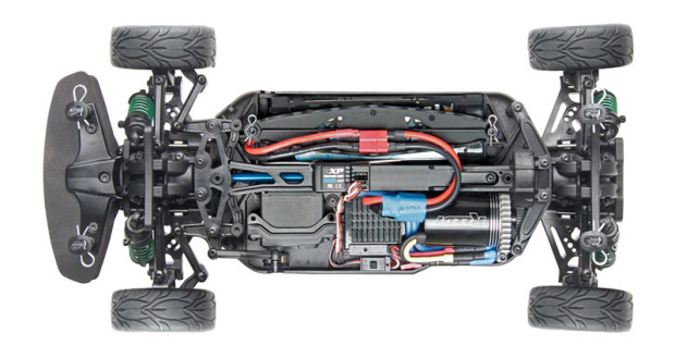 Team-Associated-Apex-Scion-Racing-FR-S-Apex-Lexus-RC-F-3