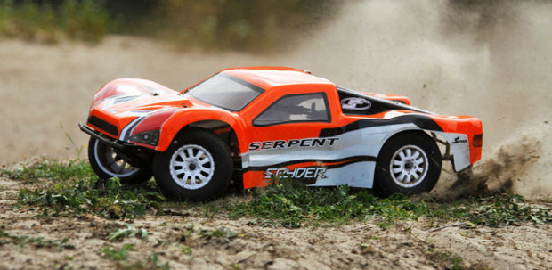 Serpent-Spyder-SCT-RTR-Short-Course-Truck-1