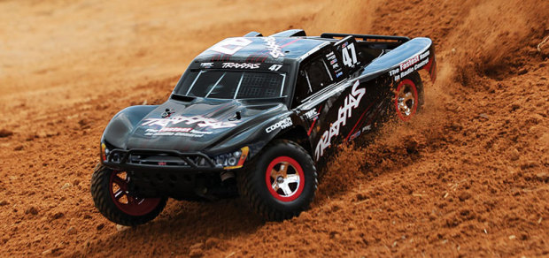 Traxxas-Slash-Pro-2WD-mit-Audio-System-01