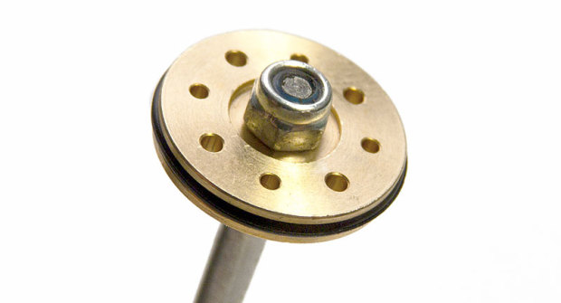 Imbue-Motorsports-Messing-Kolbenplatten-1