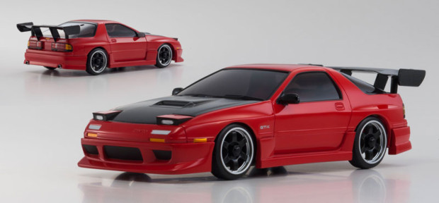 Kyosho-Mini-Z-AWD-Nissan-Silvia-S15-Mazda-RX-7-FC3S-2