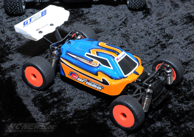 Spielwarenmesse-2015-Carisma-GT24B-1-24-Buggy-2