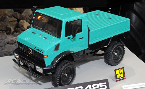 Spielwarenmesse-2015-Tamiya-Mercedes-Benz-Unimog-425-CC-01-1