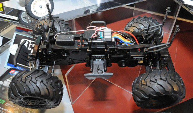 Spielwarenmesse-2015-Tamiya-Volkswagen-Amarok-Custom-Lift-2