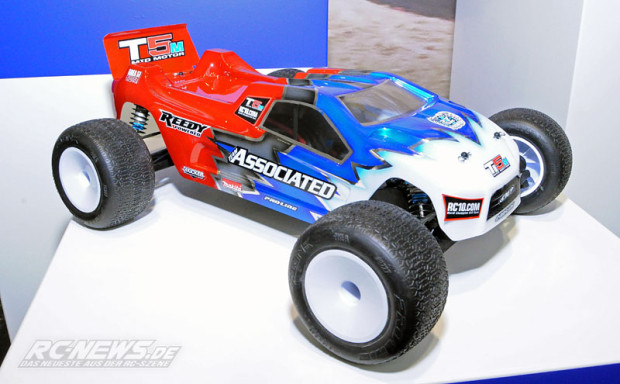 Spielwarenmesse-2015-Team-Associated-T5M-Truck-1