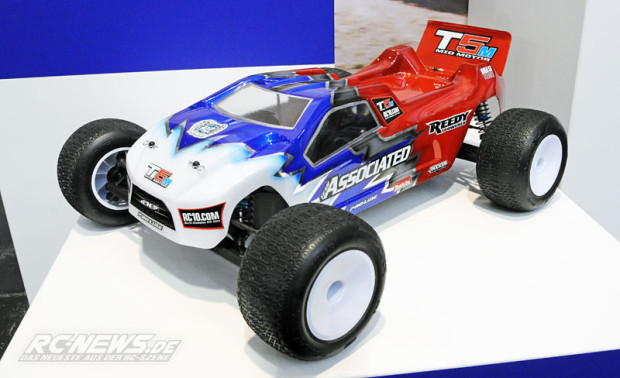 Spielwarenmesse-2015-Team-Associated-T5M-Truck-7