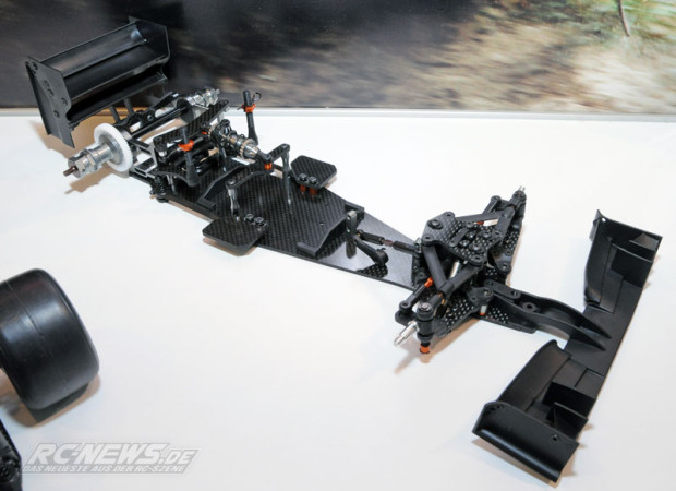 Serpent-F110-SF2-Formel-Chassis-5