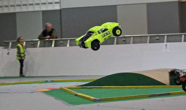 Rennbericht-NRW-Offroad-Cup-auf-der-Intermodellbau-2015-Dortmund-07