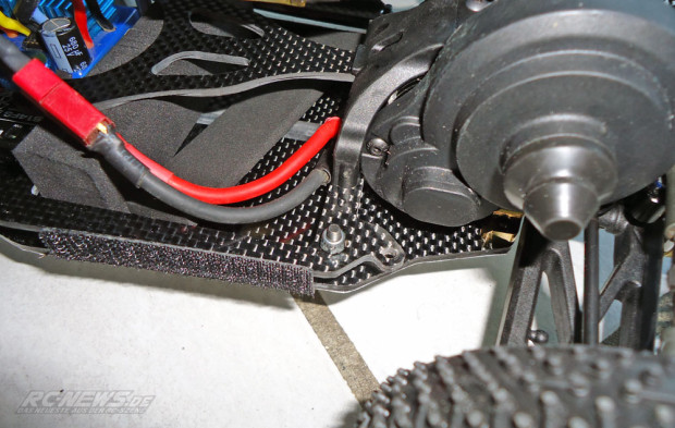 X-Factory-Infinity-Chassis-Team-Associated-B5M-Test-3